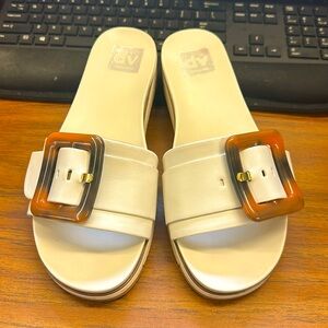 Dolce Vita Slides